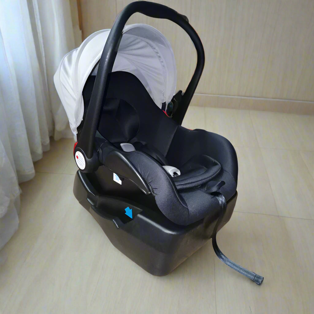BABY CARRY COT L-2FT W-15" H-23"