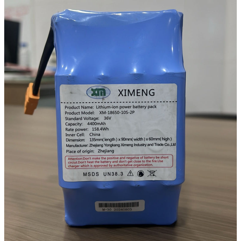 AUTO RUNER BATTERY BATTRY 4.4 LIGHT