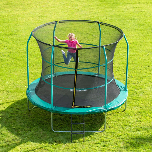 TRAMPOLINE JUMPING