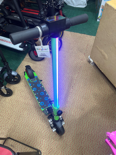 KIDS ELECTRIC SCOOTY