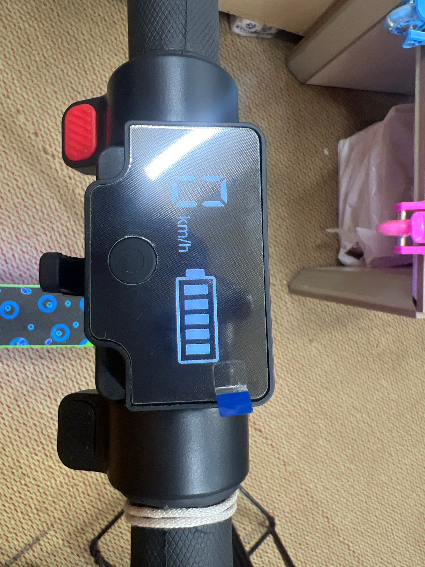 KIDS ELECTRIC SCOOTY