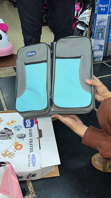4-in-1 Chicco Baby Travel Bed & Bag