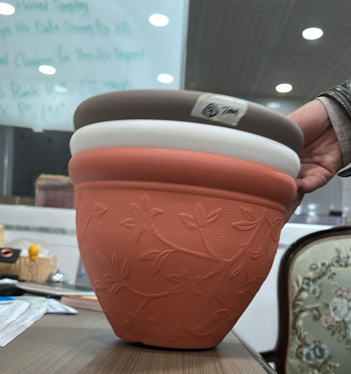 FLOWER POT SMALL MIX COLOUR