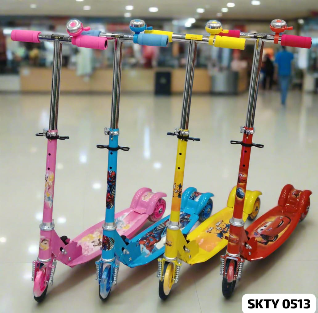 KIDS RIDE ON SCOOTY