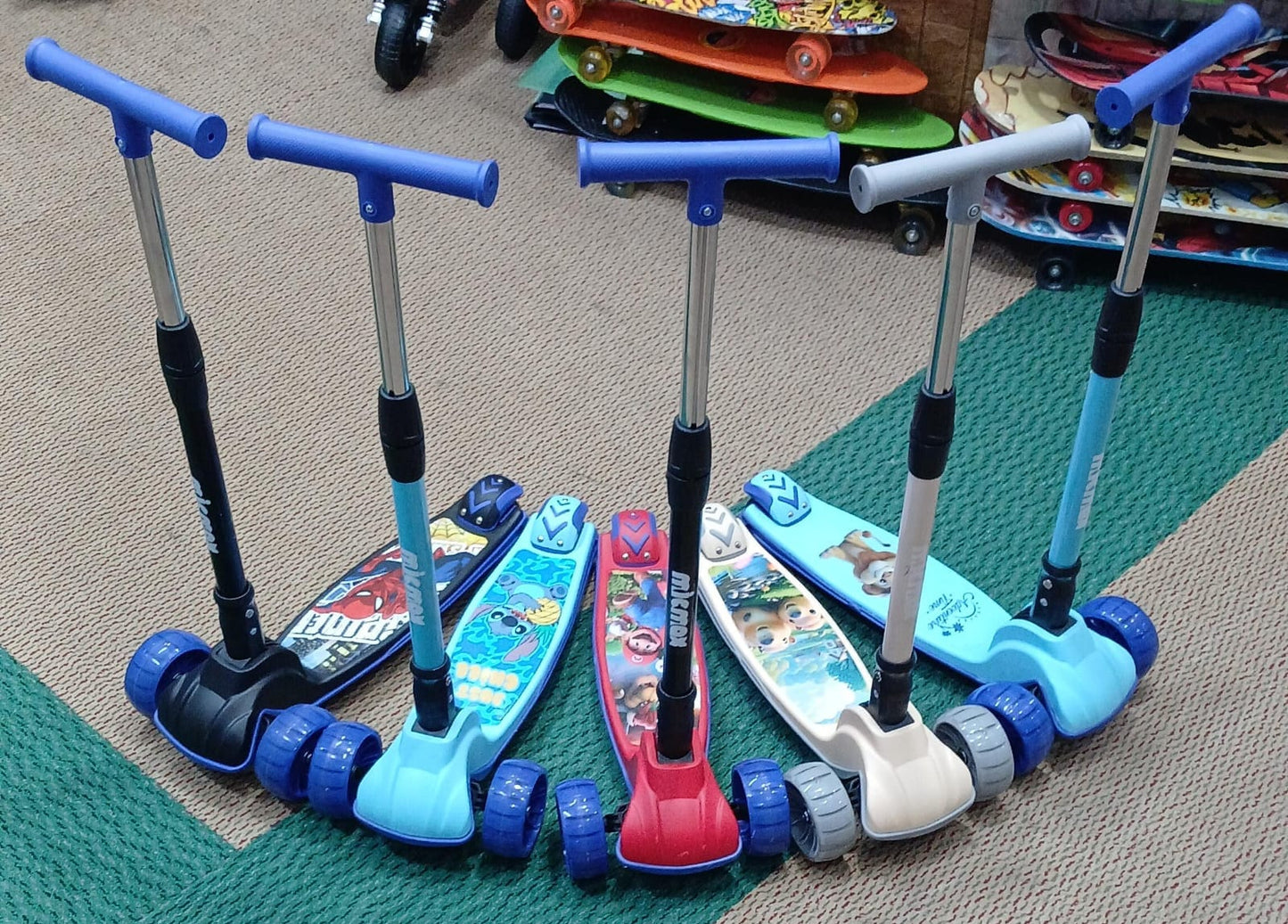 KIDS RIDE ON SCOOTY
