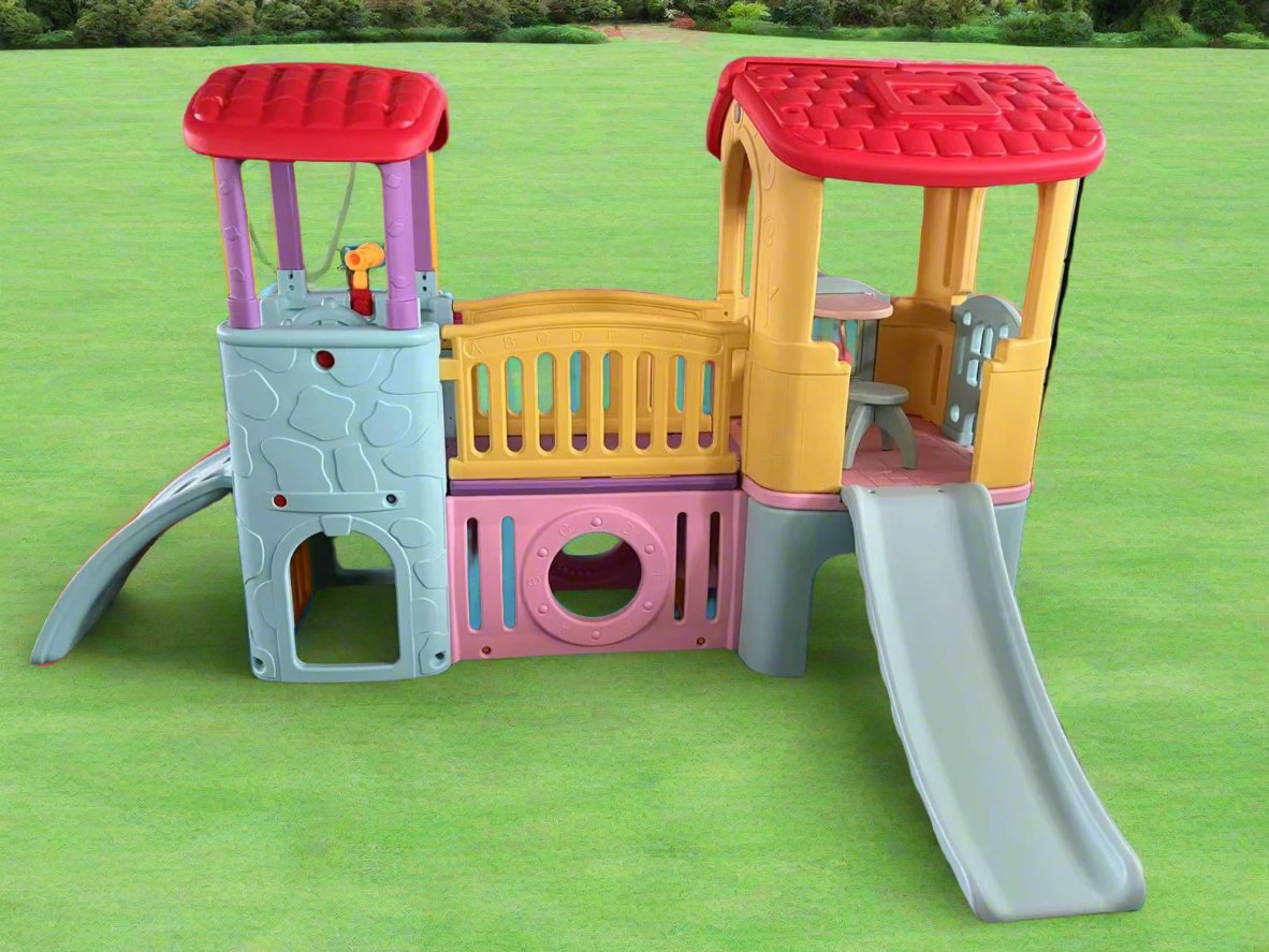 KIDS SLIDE L-118" W-68" H-55"