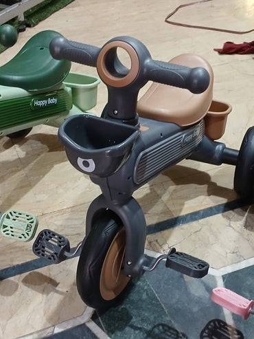 KIDS TRICYCLE