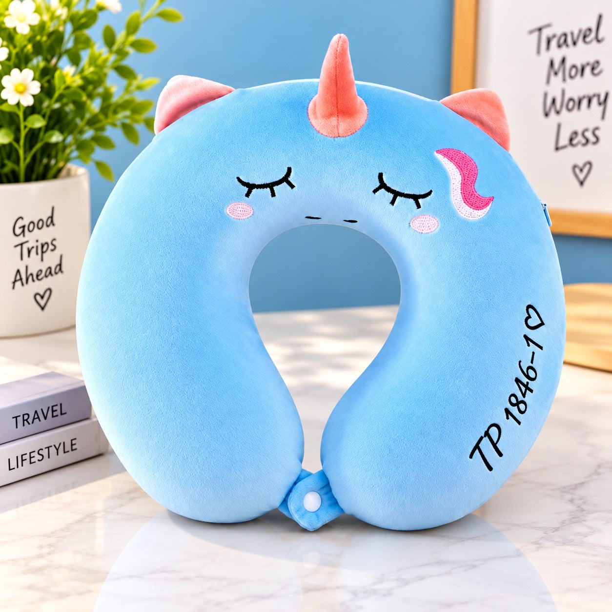 TRAVEL PILLOW