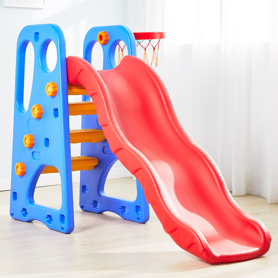 KIDS SLIDE  L-62" W-31" H-40"
